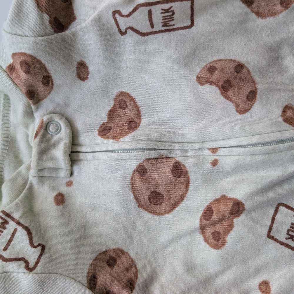 Gender Neutral 4 Piece Baby Bundle - Picture 6 of 9